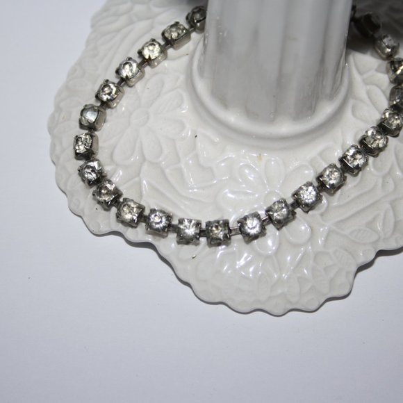 Vintage silver rhinestone bracelet 7.5" - Picture 2 of 3